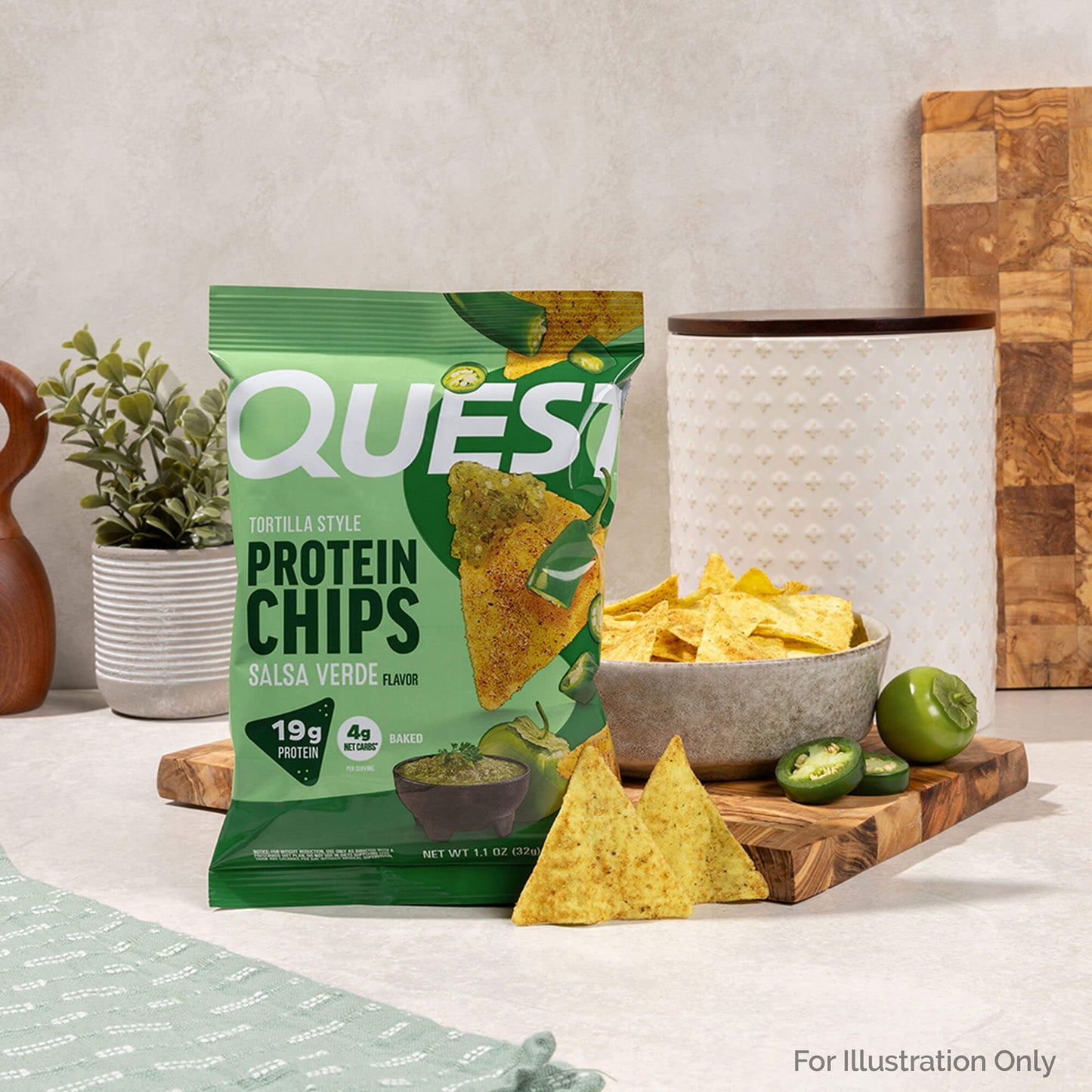 salsa-verde-tortilla-style-protein-chips-h5 qst-016419-salsa-verde-tortilla-style-protein-chips_5.jpg